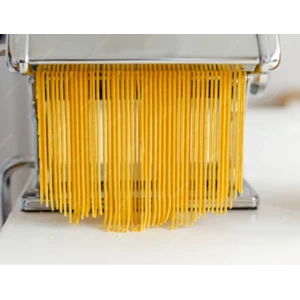 Peran dan Fungsi Mesin Giling Mie dalam Rantai Produksi Makanan